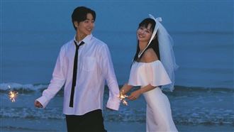 韓首位公開出櫃女星要嫁了！絕美婚紗照曝