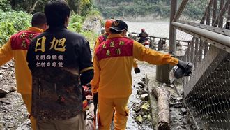 花蓮砂卡礑步道意外！騎士摔25公尺深溪谷