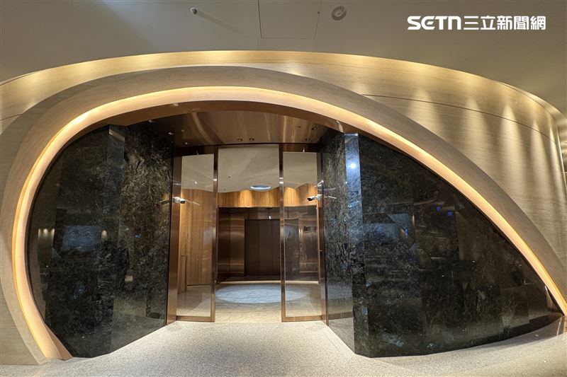 陶朱隱園停車場進入電梯設計上也有特別巧思。（圖／記者趙于瑩攝影）