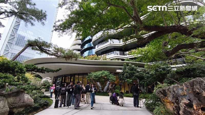 陶朱隱園去年10月下旬正式售出17樓戶，並以一坪363萬一舉成為全台最高豪宅，中工今日表示，「我們將持續積極銷售，今年目標是再出售2~3戶！」。（圖／記者陳韋帆攝影）