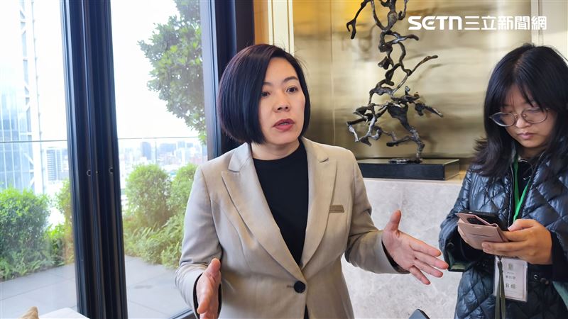 程安慈表示，陶朱隱園目前每週約5~6組賞屋，有高科技、傳產、海外台商等高端族群。（圖／記者陳韋帆攝影）