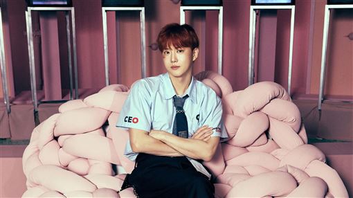 EXO SUHO兌現承諾　時隔一年半專寵台粉