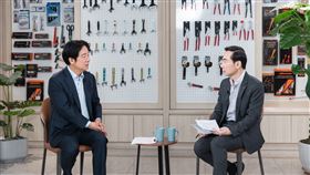 賴清德總統今（27）日接受民視政論節目《台灣最前線》專訪。(圖/總統府提供)