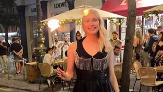 安娜吞下火球後，竟轉身從下半身「噴出烈焰」。（圖／翻攝自IG @annaadelos）