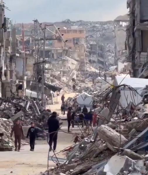 加薩當地仍滿目瘡痍。（圖／翻攝畫面）