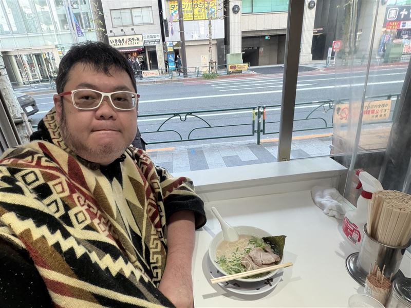 四叉貓怒嗆毛嘉慶：跑來惹我是要我每天挑一件黑歷史幫忙放送？（圖／翻攝自四叉貓臉書）