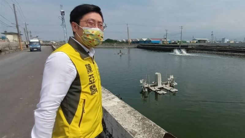 屏東縣枋寮鄉前鄉長陳亞麟涉貪被判刑。（圖／翻攝自陳亞麟臉書）