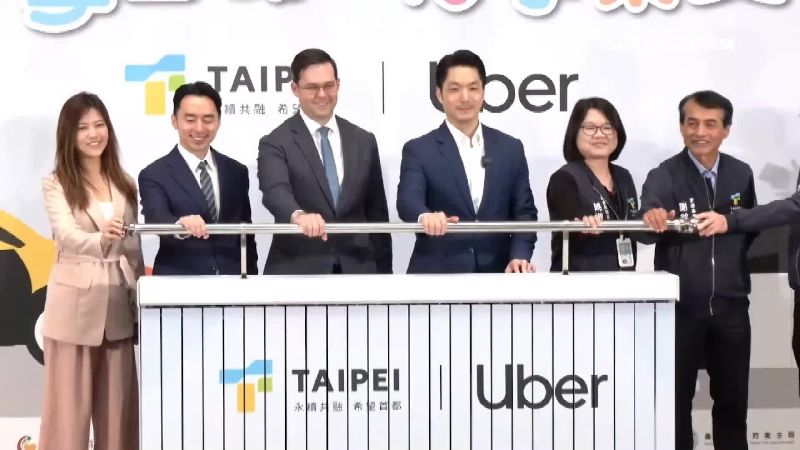 台北市長蔣萬安拋政策拚家長票