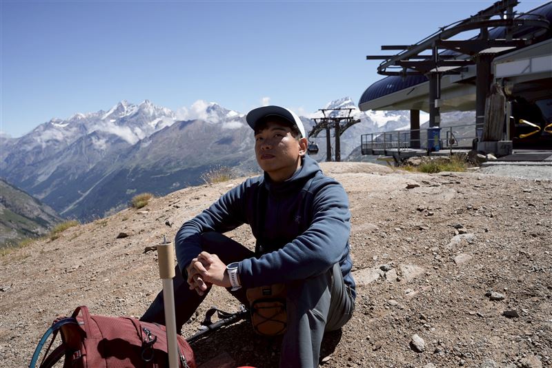 八弟說攀登馬特洪峰前一晚住進山屋，立刻感受到這條「國際級登山路線」的不同等級。（圖／三立提供）