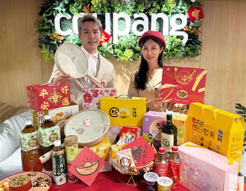 Coupang酷澎「火箭速配」馬力全開迎新年，口感禮盒、馬年限定鍋具、春節擺飾一次買齊。（圖／品牌業者提供）