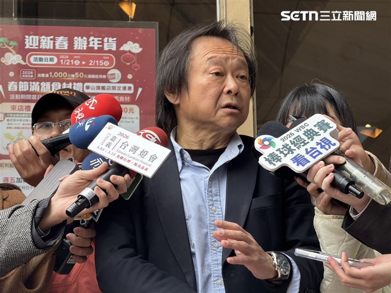 民進黨立委王世堅出席中執會前受訪（圖／記者劉秀敏攝影）