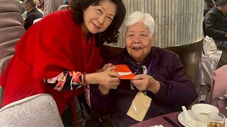 士林辦圍爐送暖！9旬嬤樂喊：最愛鬥鬧熱