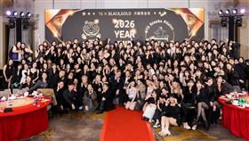 虎鐵斥資800萬元舉辦年度尾牙盛會。（圖／虎鐵器械皮拉提斯提供） 