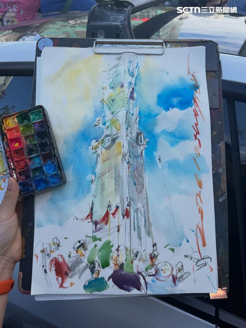 吳沁頤速寫霍諾德赤手獨攀台北101。（圖／IG:wuqinyi77授權提供）