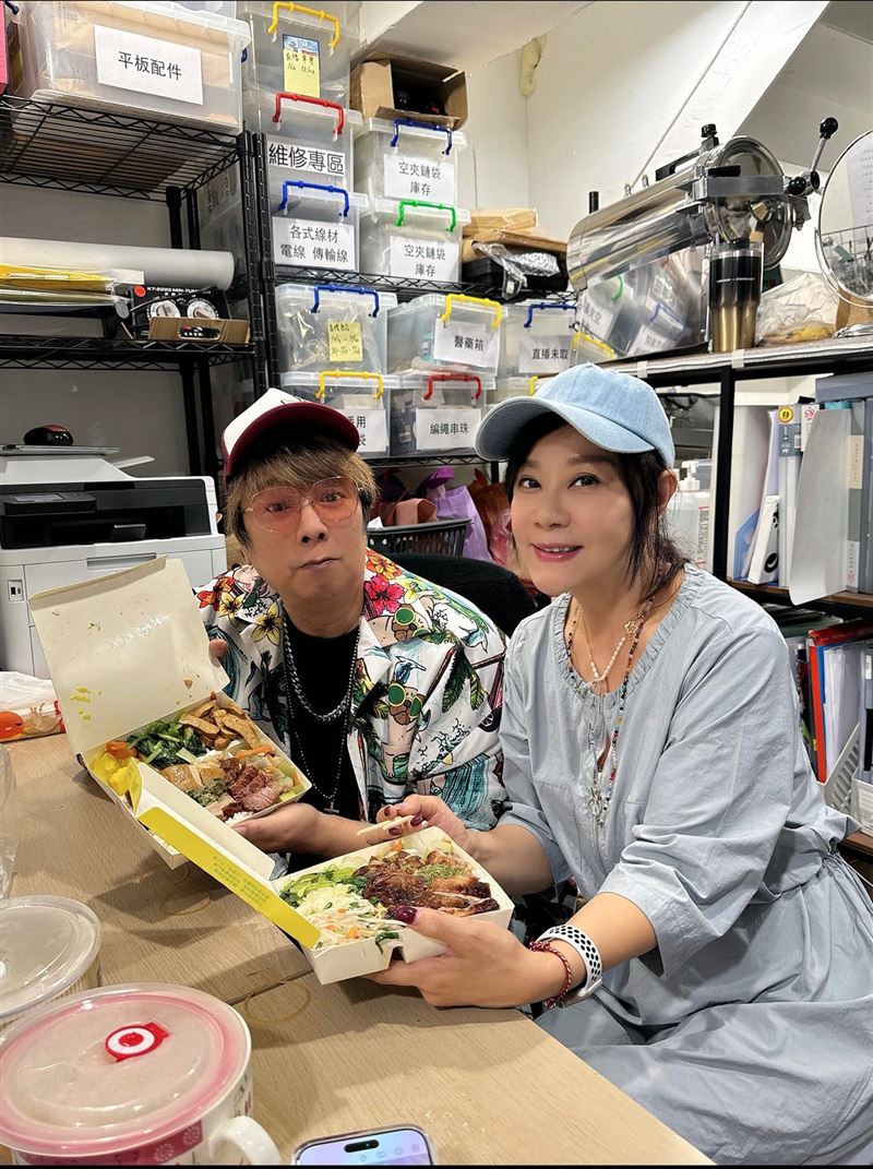 龍千玉貼出與曹西平最後的合照。（圖／翻攝自臉書）