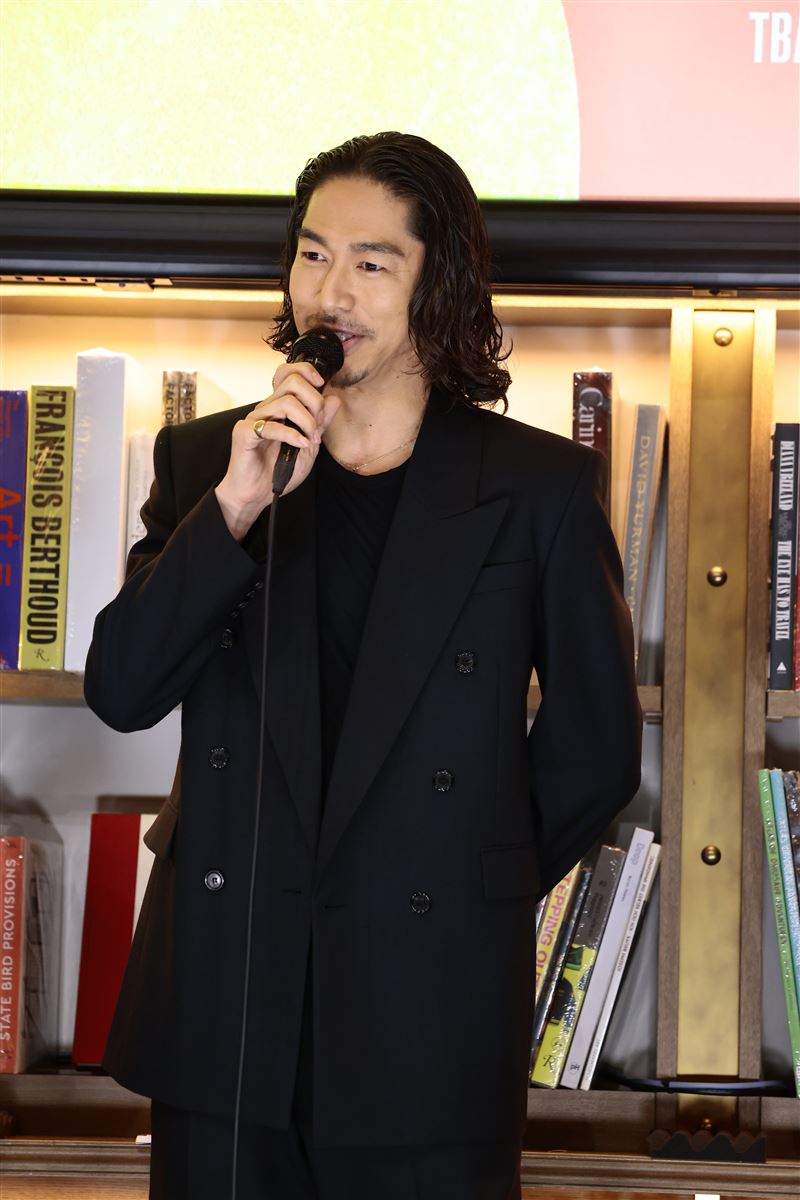 AKIRA為《HiGH&amp;LOW 熱血街頭》角色每天用鹽水洗頭。（圖／LDH 愛夢悅提供）