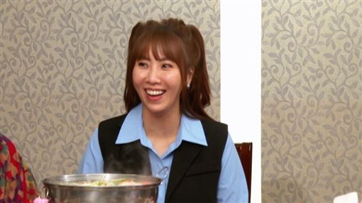 台語女歌手遇酒家衝突　當場亮槍爭執