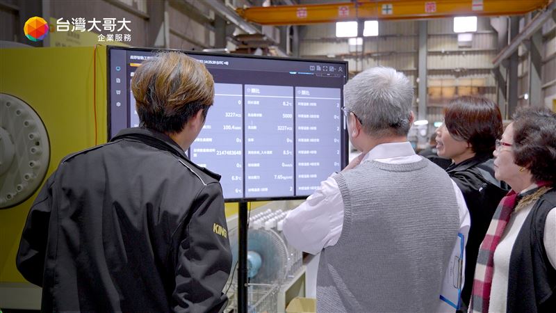 台灣大「機聯網服務」賦能設備智慧化，節省30%維修時間。（圖／台灣大提供）