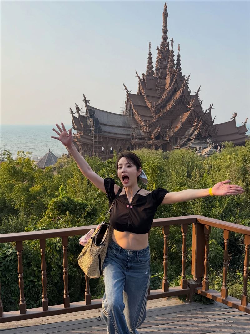 阿諾到泰國出遊。（圖／翻攝自臉書）