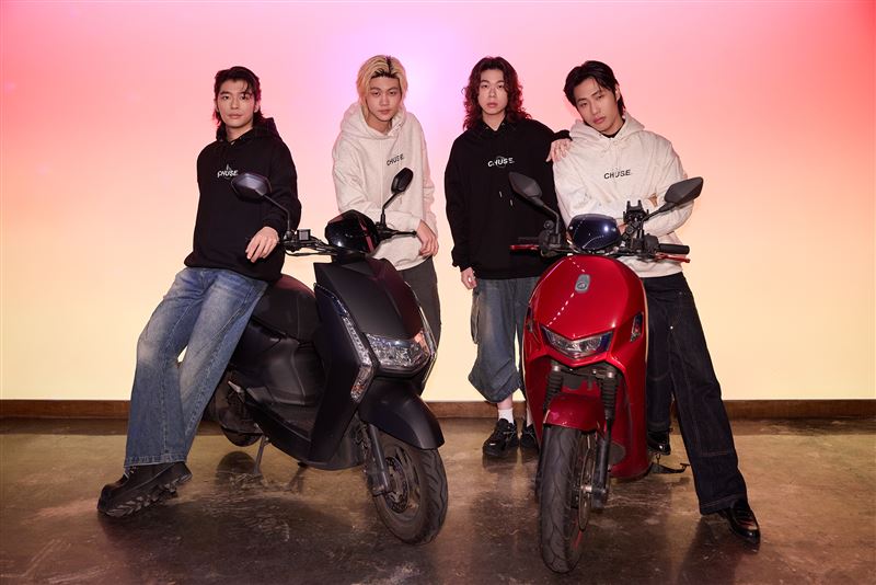 「PALLAS 帕拉斯」FAMA（左起）、小葵、大寶、漢堡。（圖／迷音樂提供）