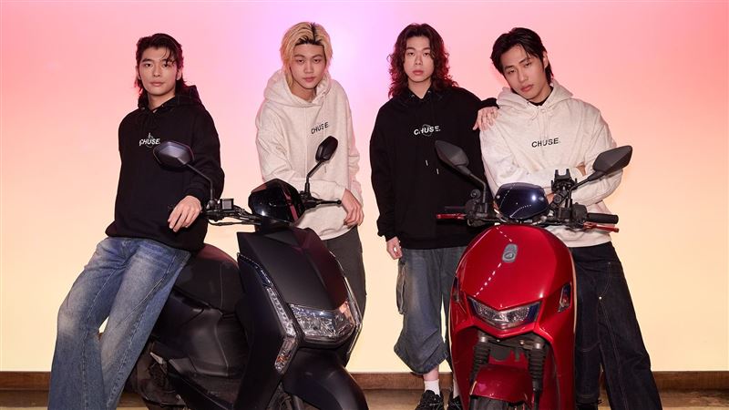 帕拉斯成員酒吧豔遇　貴婦整疊鈔票求陪酒