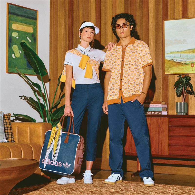 Originals季節限定的多色印花元素，以輕快的筆觸呼應「追求自由」的系列核心，打破高爾夫服裝的沈悶框架。（圖／品牌業者提供）