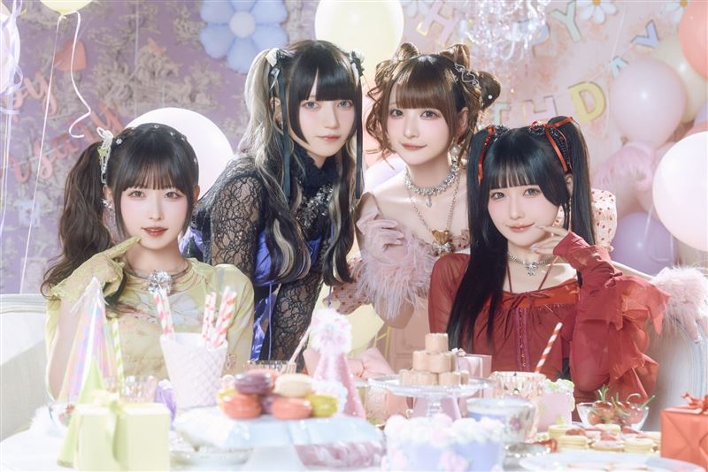 日本女團「kyururin te shitemite」推拍立得週邊，明知出包卻硬賣。（圖／翻攝自X）