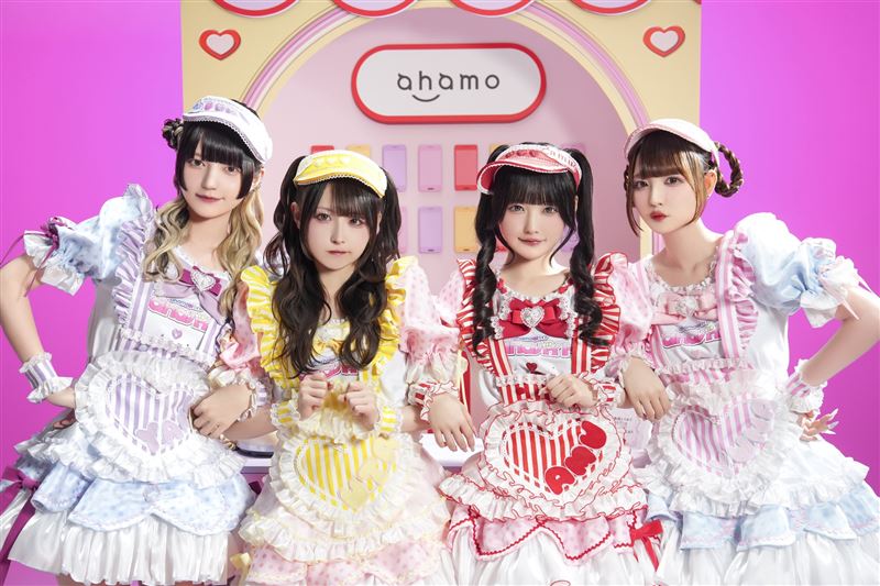 日本女團「kyururin te shitemite」推拍立得週邊，明知出包卻硬賣。（圖／翻攝自X）