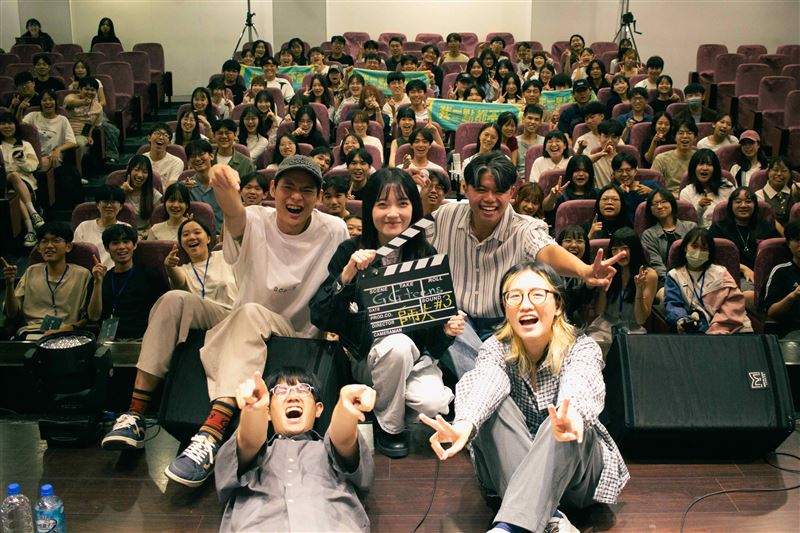 公館青少年走訪20所校園分享心路歷程。（圖／公館青少年提供）