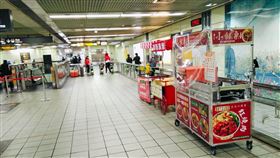 臉書社團「路上觀察學院」