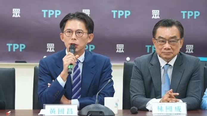 黃國昌表示「台灣法律解釋絕從來就不是掌握在行政機關手上。」（圖／翻攝自民眾之聲YT）