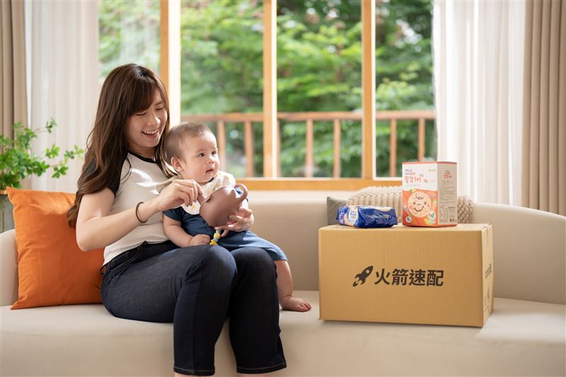 酷澎以彈性配送與即時客服，回應育兒家庭多元的線上購物需求。（圖／酷澎提供）