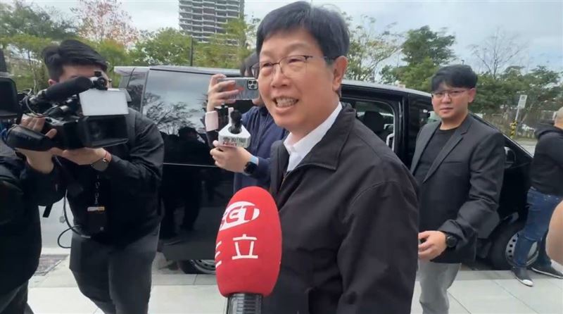 鴻海董事長劉揚偉今(30)日赴南港輝達新辦公室,與輝達執行長黃仁勳進行高層會談。(圖/三立iNEWS)