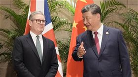 英國首相施凱爾預計下周訪問北京，中英將在這段訪問期間，致力重啟「黃金時代」商業對話。（圖／翻攝自X平台 @InquiryTh）