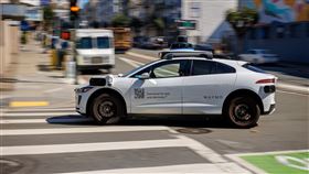 Waymo表示，最快可望在今年9月於倫敦推出無人計程車服務。（圖／美聯社／達志影像）