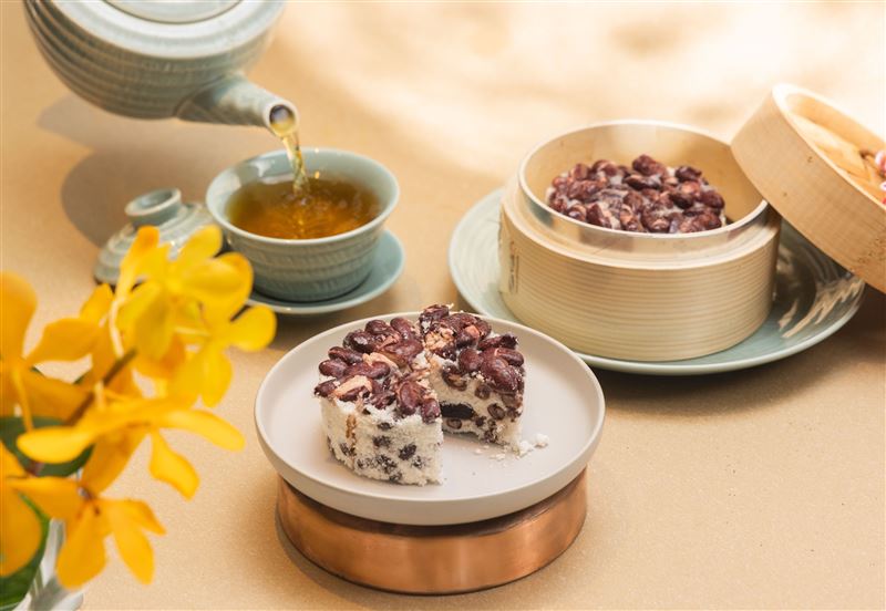 雲錦中餐廳相思蜜鬆糕，口感綿密鬆軟、香甜豆沙泥餡。（圖／台北君悅提供）