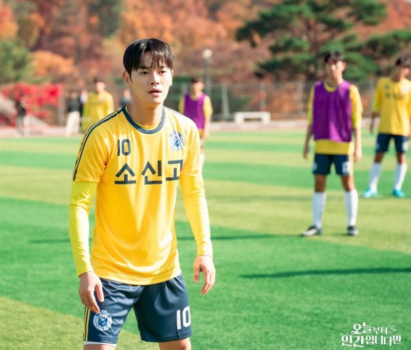 南韓31歲演員張東周（장동주）爆出失蹤消息。（圖／翻攝自IG @j__dongju）