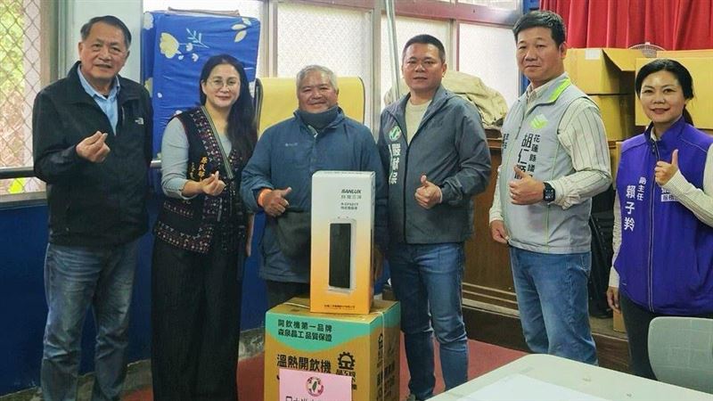 送暖進部落 民進黨發家電助災民溫暖過冬