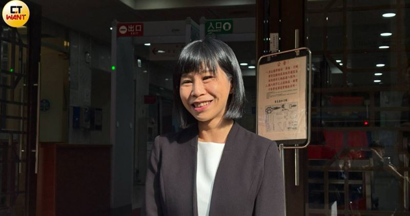 林沄蓁一審大勝呂秋遠律師。（圖／翁靖祐攝）