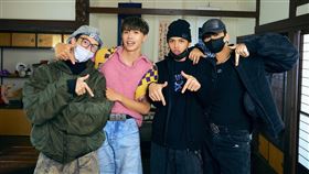 黃文廷〈黏踢踢〉。（圖／索尼音樂提供）