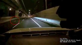 政大,司機,計程車,家屬,台64,多元計程車,輾斃（圖／翻攝爆料公社二社）