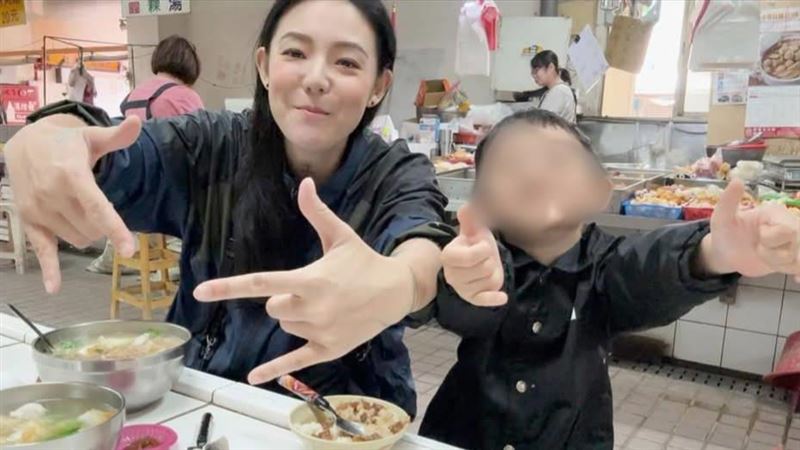 女星斷聯前夫 聽兒「沒有爸爸」心疼發聲