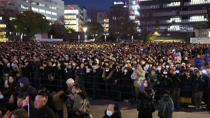 高市早苗街頭演說「人潮爆滿」　日網驚呆