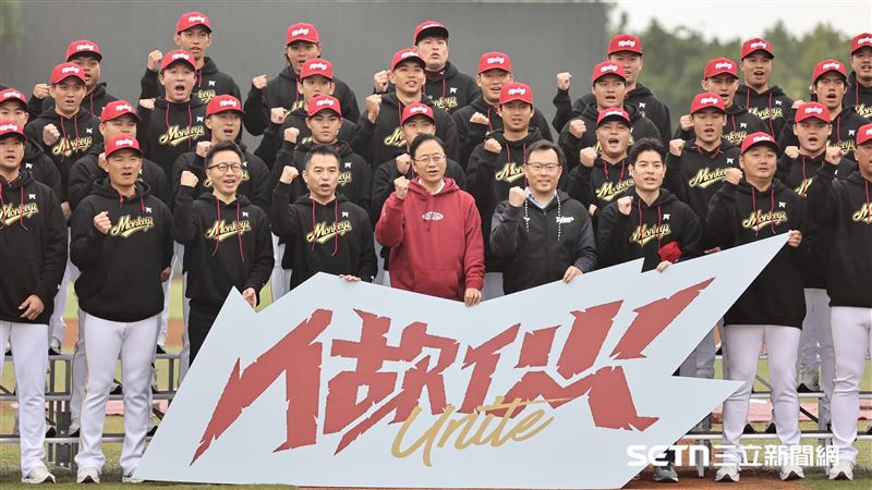 梁家榮接棒桃猿新隊長 副隊長改換這2人