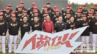 梁家榮接棒桃猿新隊長　副隊長改換這2人