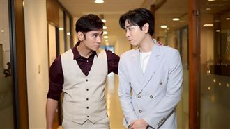 百味兩帥登場！他臨危受命換臉被亮哲嚇呆