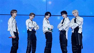 直擊／TXT中文告白：想你們　2.5萬粉全嗨