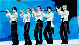 TXT。（圖／翻攝自IG）