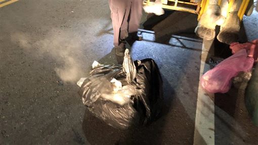 垃圾車「一夜兩燒」高雄環保局說話了