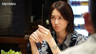 鍾瑶談戀愛認同居壓力大：需要掙扎一下